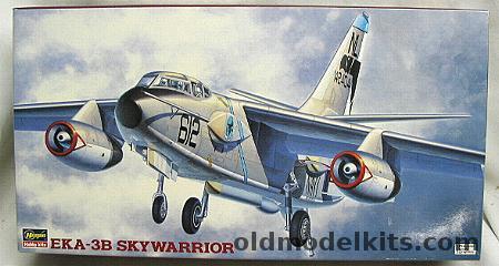 Hasegawa 1/72 EKA-3B Skywarrior, K134 plastic model kit